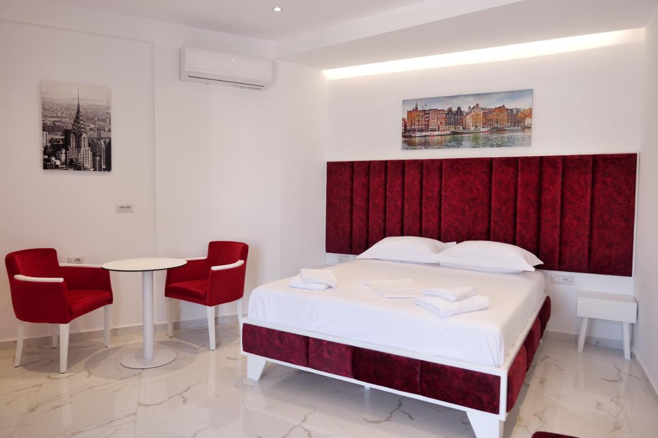 Lumi Hotel ซารานเดอ ภายนอก รูปภาพ