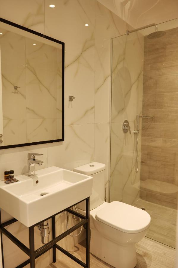 Lumi Hotel ซารานเดอ ภายนอก รูปภาพ
