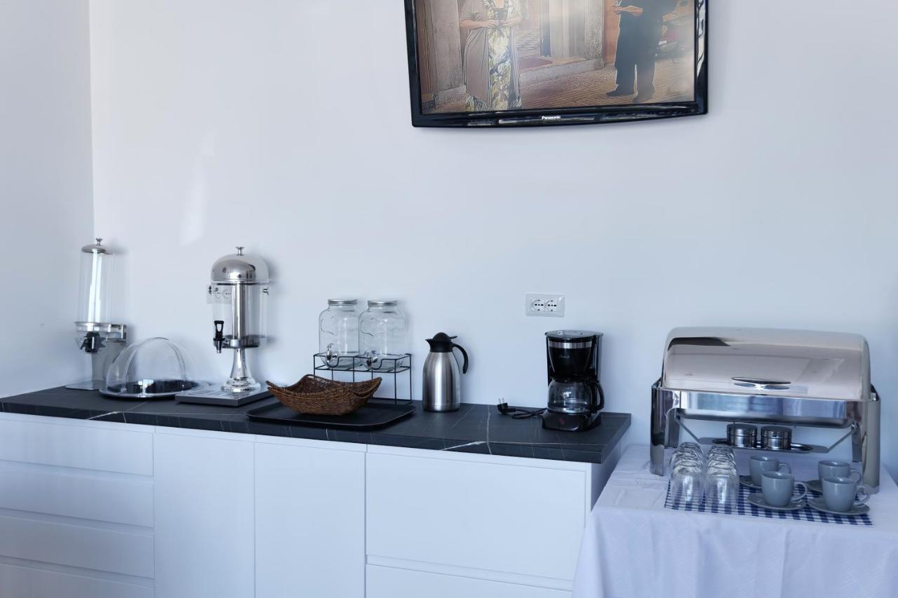 Lumi Hotel ซารานเดอ ภายนอก รูปภาพ