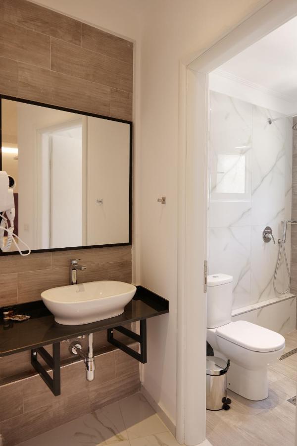 Lumi Hotel ซารานเดอ ภายนอก รูปภาพ